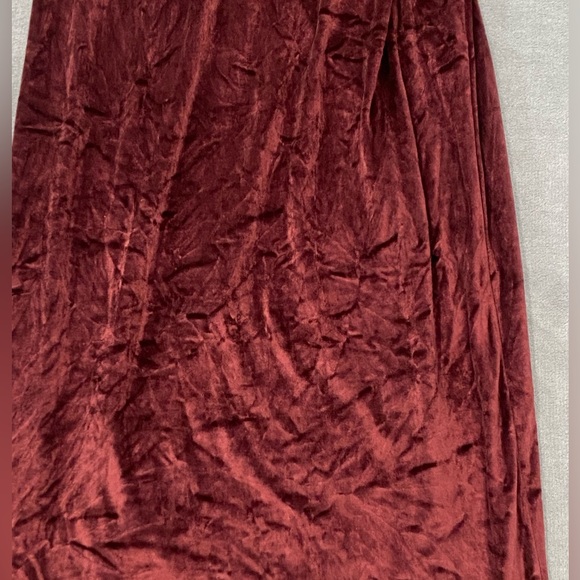 Free People Karlie Double Dare Maxi Slip Dress Size 8 Burgundy Red Velvet NWOT - Picture 2 of 11